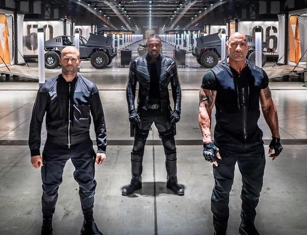 Fast & Furious: Hobbs & Shaw được các nhà phê bình hết lời khen ngợi, ca tụng là bộ phim hay nhất trong toàn bộ series - Ảnh 2.