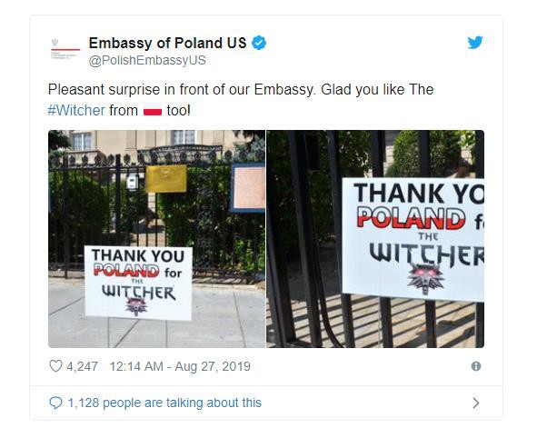 Nhờ chơi The Witcher 3, game thủ chiến thắng bệnh ung thư và treo biển cảm ơn trước đại sứ quán Ba Lan - Ảnh 2.