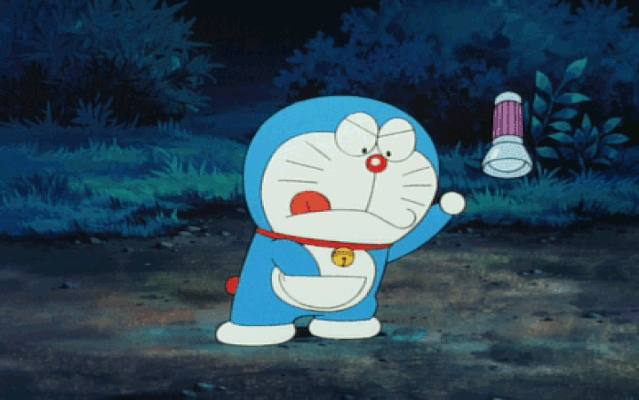 Đèn Pin Phóng To Thu Nhỏ là bảo bối vô cùng hữu ích dành cho các hiệp sĩ nhí thế giới Doraemon. Dù có mặt ở bất kỳ đâu, bạn cũng có thể giải quyết các tình huống khó khăn với chiếc bảo bối này. Hãy cùng chiêm ngưỡng gif Doraemon Đèn Pin Phóng To Thu Nhỏ và khám phá những tính năng tuyệt vời của nó nhé!