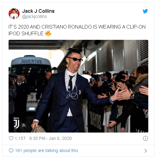 Siêu sao Cristiano Ronaldo vẫn còn nghe nhạc bằng iPod Shuffle và tai nghe 3.5mm - Ảnh 3.