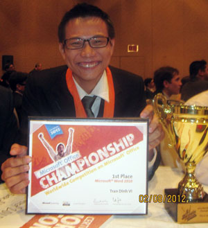 sinh-vien-viet-nam-gianh-ngoi-quan-quan-microsoft-office-world-champion-2012