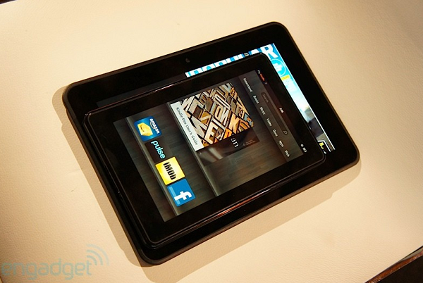 video-trai-nghiem-tablet-amazon-kindle-fire-hd-89-inch