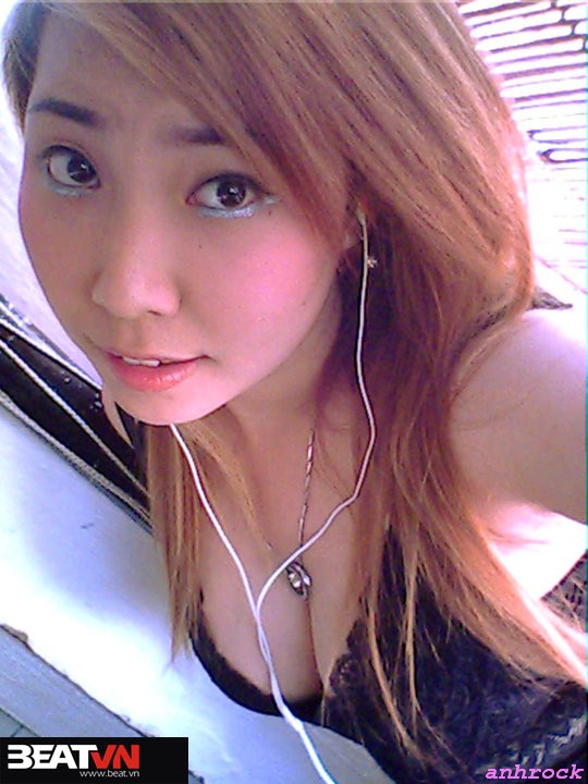 hotgirl-sieu-vong-1-sap-lam-dai-su-game-viet