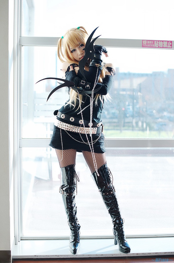 cosplay-misa-day-ta-khi-trong-death-note