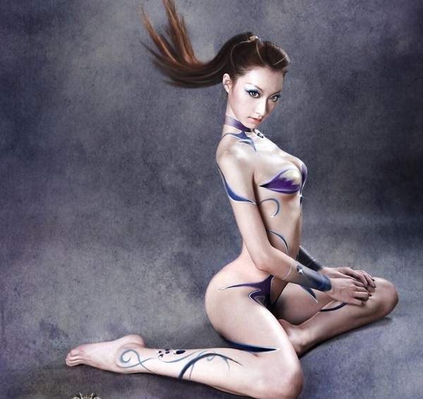 xit-mau-mui-voi-cosplay-body-painting-doc-dao