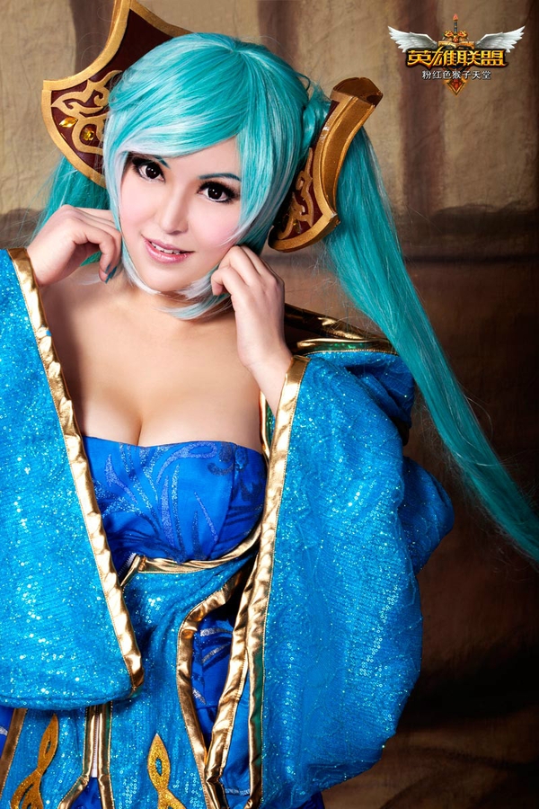 my-nu-rang-ngoi-trong-cosplay-league-of-legends