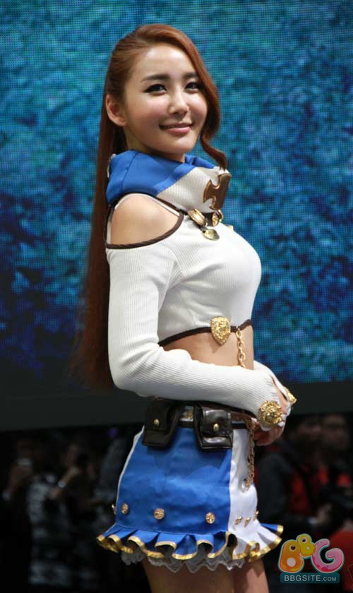 Ngắm dàn Showgirl xinh đẹp tại G-Star 2012 12