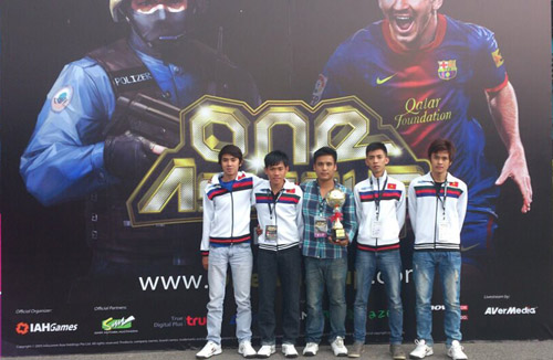 Đội tuyển FIFA Online 2 vô địch One Asia Cup 2012 4