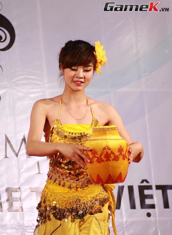 Cận cảnh 10 thí sinh trong đêm chung kết Miss GameK 2012 18