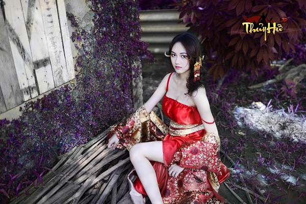 Game thủ Thủy Hử 3D tự chụp cosplay nhân vật Phan Kim Liên cho bạn gái 9