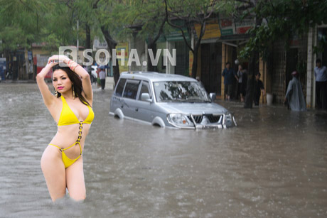 Cư dân mạng thi nhau chế ảnh Hà Nội mưa lụt 10