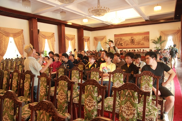 Tham quan Sài Gòn cùng các đội tuyển Liên Minh Huyền Thoại quốc tế 12