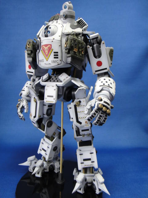 Mô hình người máy tự chế tuyệt đẹp của Titanfall 3