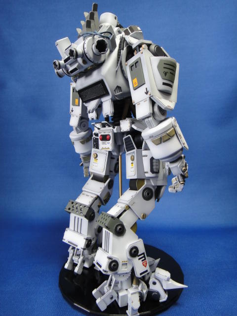 Mô hình người máy tự chế tuyệt đẹp của Titanfall 7