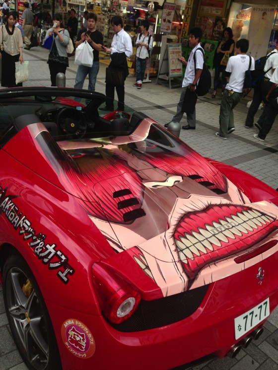 Siêu xe Attack on Titan Ferrari gây sốt tại Nhật 2