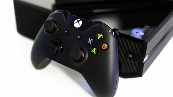 Xbox One vượt mặt PS4 trong "Thứ Sáu Đen Tối" 1
