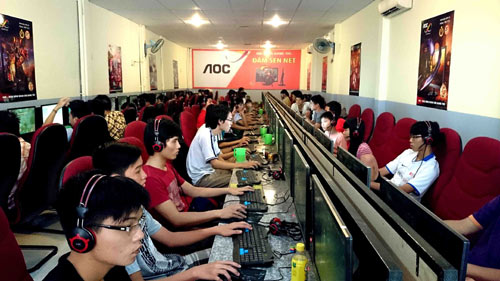 Game thủ Việt đang chuộng những phòng net màn hình rộng 4