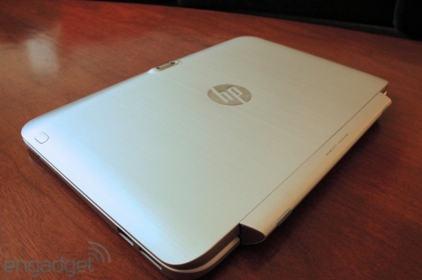 hp-cong-bo-laptop-lai-envy-x2-man-hinh-ips-11-inch-nfc-but-cam-ung