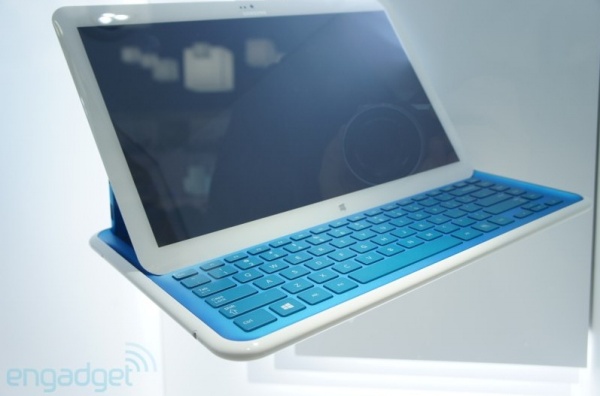 laptop-2-man-hinh-cua-samsung-tai-ifa-2012
