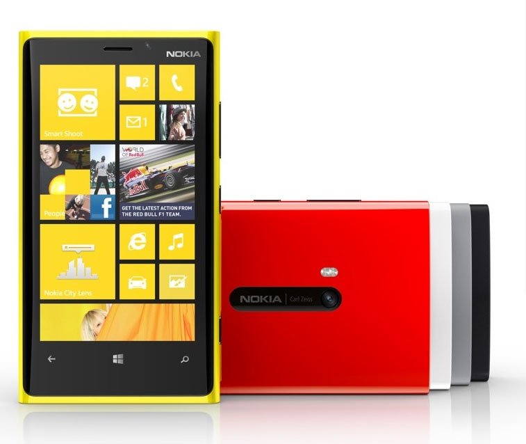 nokia-lumia-920-se-dua-nha-vua-tro-lai