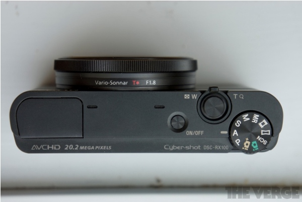 sony-rx100-nho-ma-co-vo