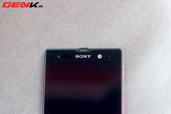 sony-xperia-ion-do-ve-viet-nam-ve-be-ngoai-sang-trong-va-nam-tinh