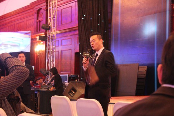 trien-lam-asus-expo-2012-khai-mac-tai-ha-noi