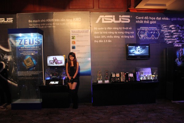 trien-lam-asus-expo-2012-khai-mac-tai-ha-noi