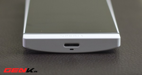 xperia-sl-ve-vn-11-trieu-ngoai-hinh-khong-khac-biet-nhieu-so-voi-xperia-s