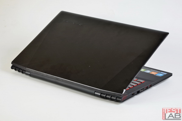 Đánh giá laptop chơi game Lenovo Y50