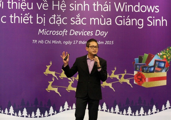 Ông Vũ Minh Trí - Tổng giám đốc Microsoft Việt Nam - phát biểu tại buổi họp báo hôm 17/12 - Ảnh: H.Đ