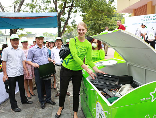  Với sự hỗ trợ của tổ chức Vietnam Recycles Platform, Việt Nam sẽ sớm có công nghệ xử lý chất thải điện tử an toàn. 