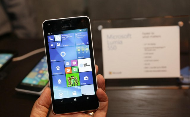  Chiếc Lumia 550 giá rẻ của Microsoft 
