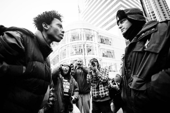 
Một t&aacute;c phẩm của Joshua Lott.
