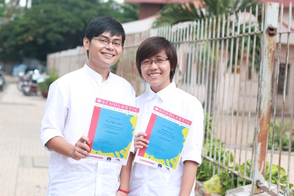 
Tác phẩm sách tạo của 2 tác giả trẻ đã thuyết phục được ban giảm khảo hội đồng Phát triển Văn học Singapore và Châu Á NBDCSSA để giành giải thưởng xuất sắc. Ảnh: RtR
