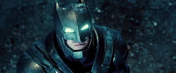 Ben Affleck trong tạo hình đáng sợ Người Dơi của bom tấn &quot;Batman V Superman: Dawn Of Justice&quot;