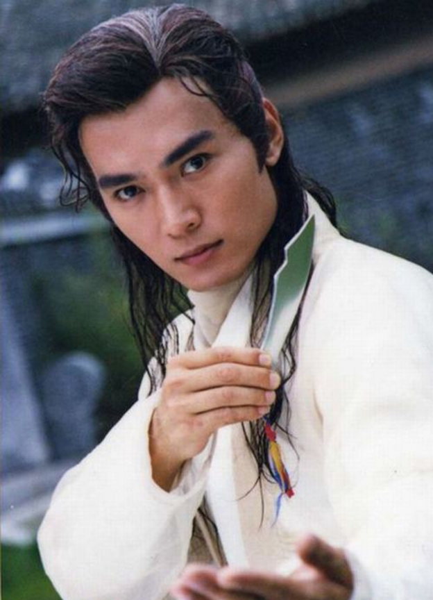 
Nhân vật Lý Tầm Hoan trong bộ phim Tiểu Lý Phi Đao từng được nam tài tử Tiêu Ân Tuấn vào vai rất thành công!
