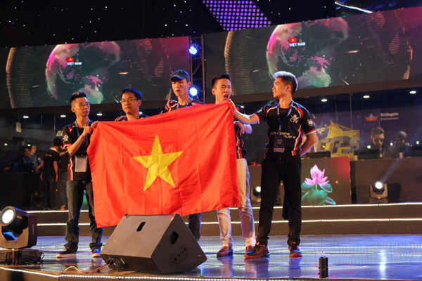 
Team Super CTV vô địch giải đấu Đột Kích Châu Á CFS Invitational 2015
