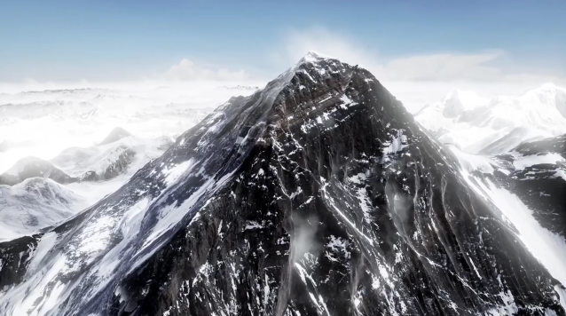 
Với công nghệ đồ họa hiện nay, việc tái hiện lại một Everest chân thực là không quá khó khăn.
