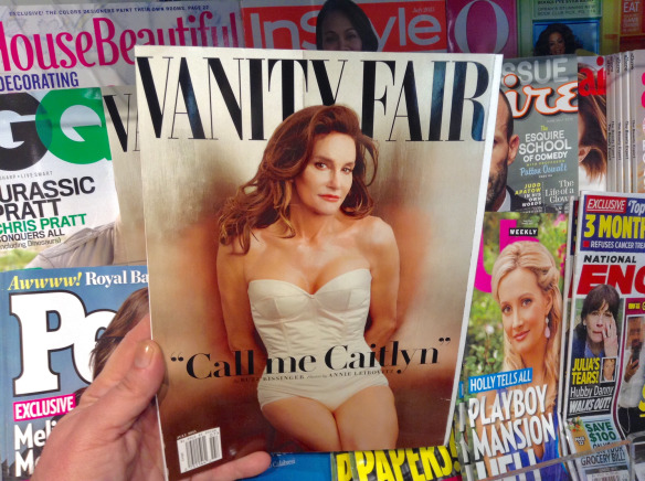  Caitlyn Jenner trên bìa tạp chí Vanity Fair. 