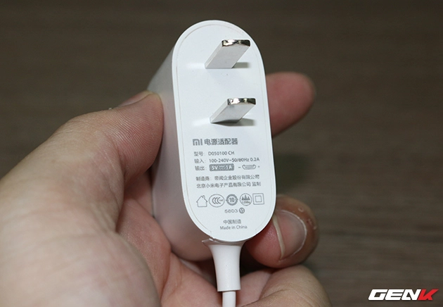 Bộ phát wifi từ mi-nhon đến khủng của Xiaomi Mo-hop-xiaomi-nano-router-dau-tien-tai-viet-nam-nho-nhe-tinh-te