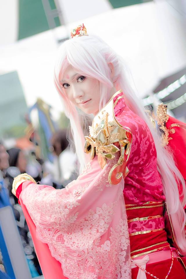 
Hồng Quang chỉ có thể cosplay Mỹ Nhân Ngạo Thiên
