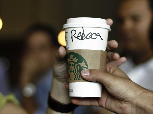  Starbucks phát triển theo hướng mở rộng số lượng cửa hàng, nhằm tăng tính địa phương cho một thương hiệu toàn cầu. Ảnh: BI. 