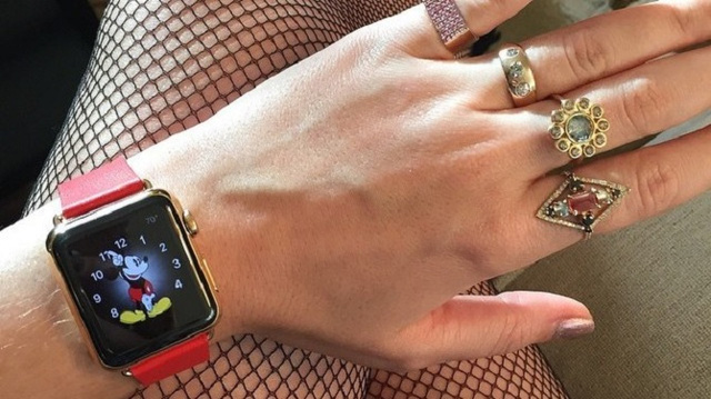 Apple bịt kín thông tin về doanh số của Apple Watch