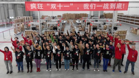  Nhà kho của Xiaomi tại Bắc Kinh, Trung Quốc. 