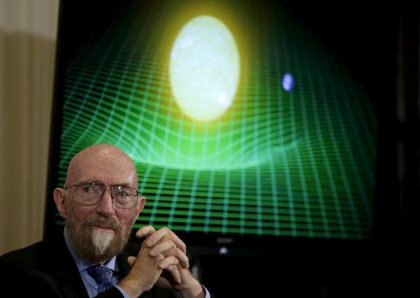  TS. Kip Thorne tham gia cuộc họp báo thảo luận về việc phát hiện ra sóng hấp dẫn - Ảnh: Reuters. 