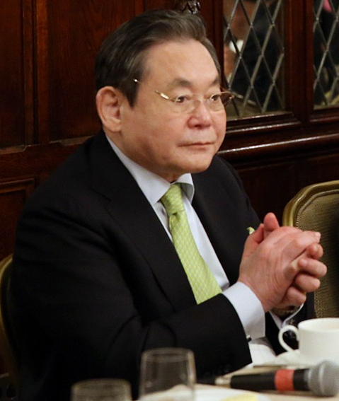  Ông Lee Kun Hee, cựu CEO huyền thoại của Samsung. 