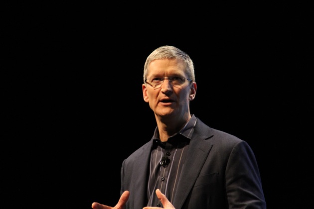  Hiện tại, CEO Tim Cook cũng như Apple đang nhận được rất nhiều sự ủng hộ của các công ty công nghệ khác. 