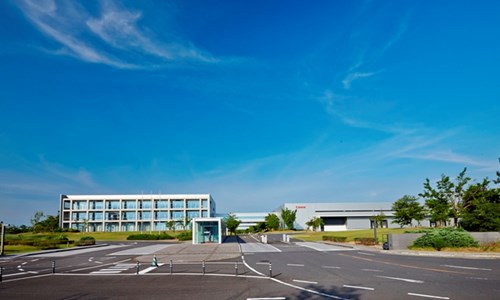  Khuôn viên nhà máy Canon đặt tại Oita, Nhật Bản. 