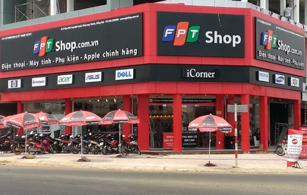  Một cửa hàng của FPT Shop - Ảnh: fptshop.com.vn 